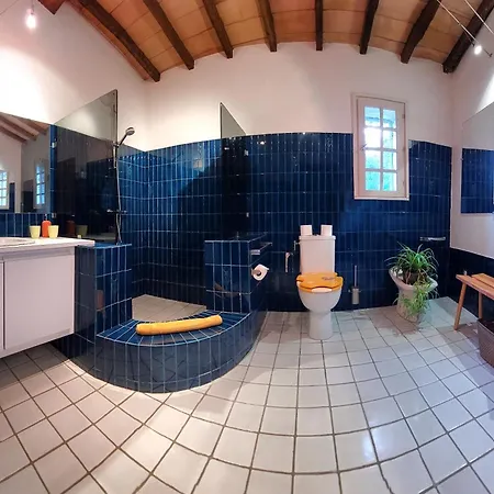 Bed and Breakfast Maison Catalina à Gignac  Chambre photo